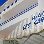Hotel Les Sables - Urban Style - By Logis