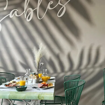 Hotel Les Sables - Urban Style - By Logis Canet-en-Roussillon