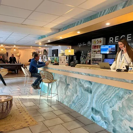 Hotel Les Sables - Urban Style - By Logis