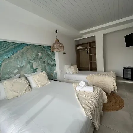Les Sables - Urban Style - By Logis 3*
