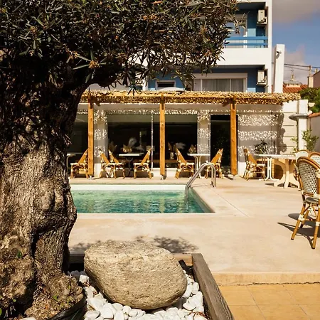 Hotel Les Sables - Urban Style - By Logis