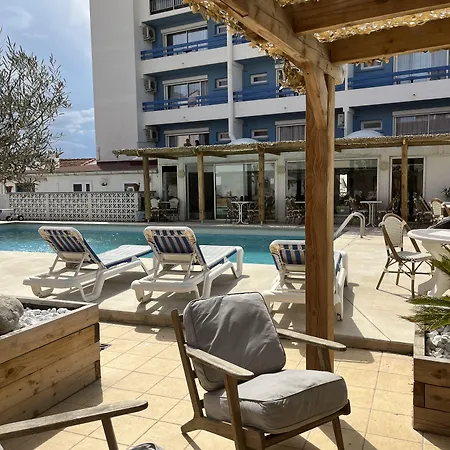 Les Sables - Urban Style - By Logis 3*