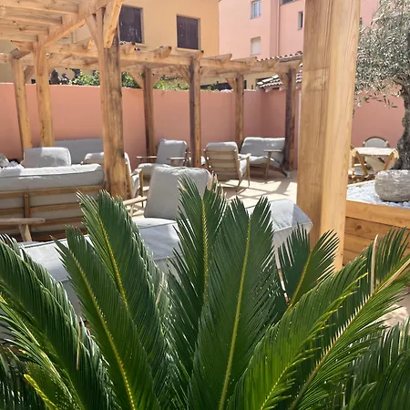 Les Sables - Urban Style - By Logis Hotel