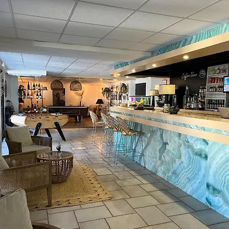 Les Sables Hotel