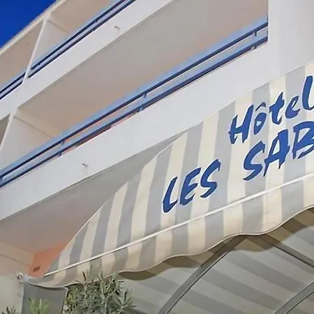 Ξενοδοχείο Les Sables - Urban Style - By Logis