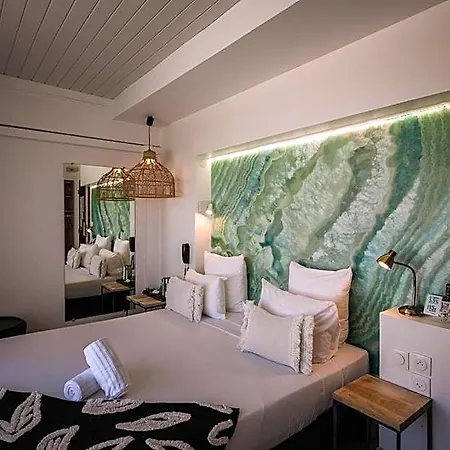 Les Sables - Urban Style - By Logis Hotel 3*