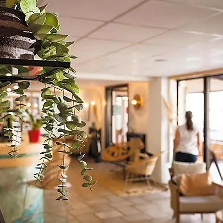 Les Sables - Urban Style - By Logis 3*