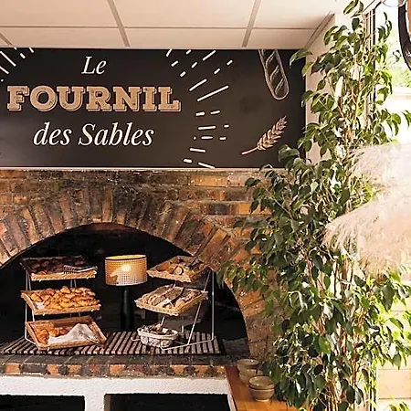 Hotel Les Sables - Urban Style - By Logis